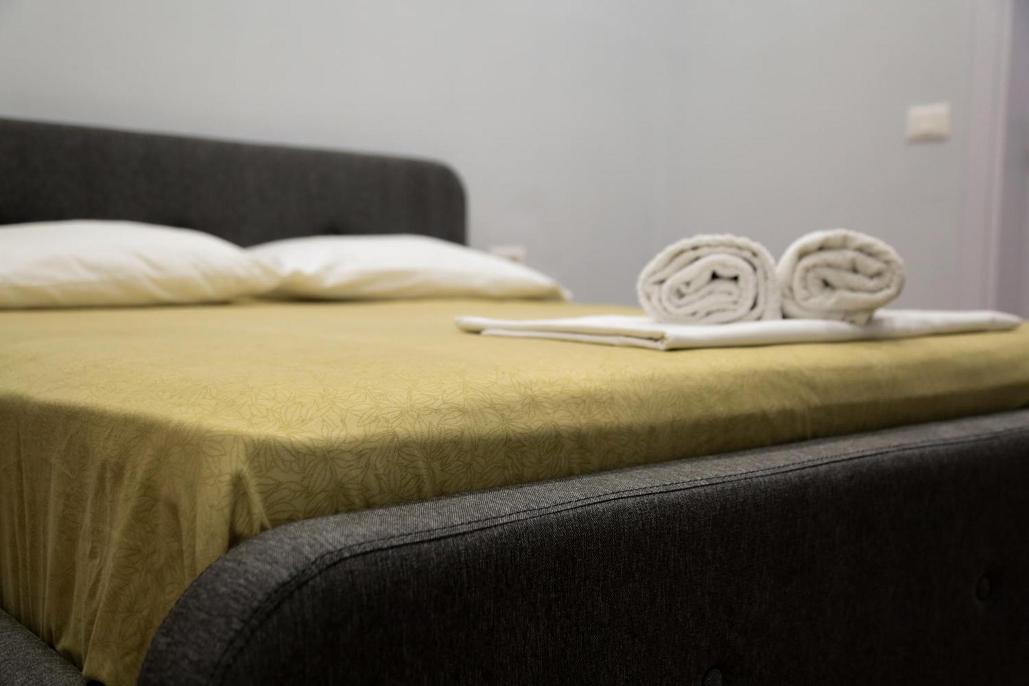 Be Solei Studio Apartments Sol 2 Tirana Esterno foto
